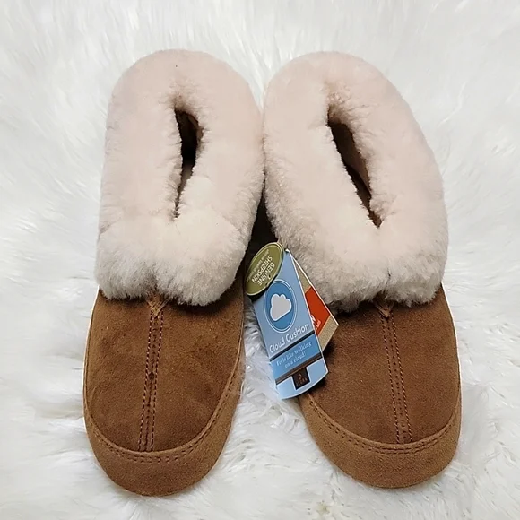 Acorn | Genuine Sheepskin Slipper Boots - Picture 2 of 14